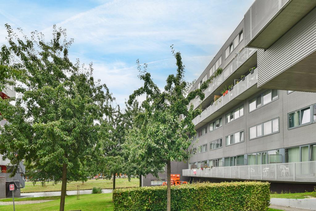 Amsterdam, Ladogameerhof 136, 1060 RE